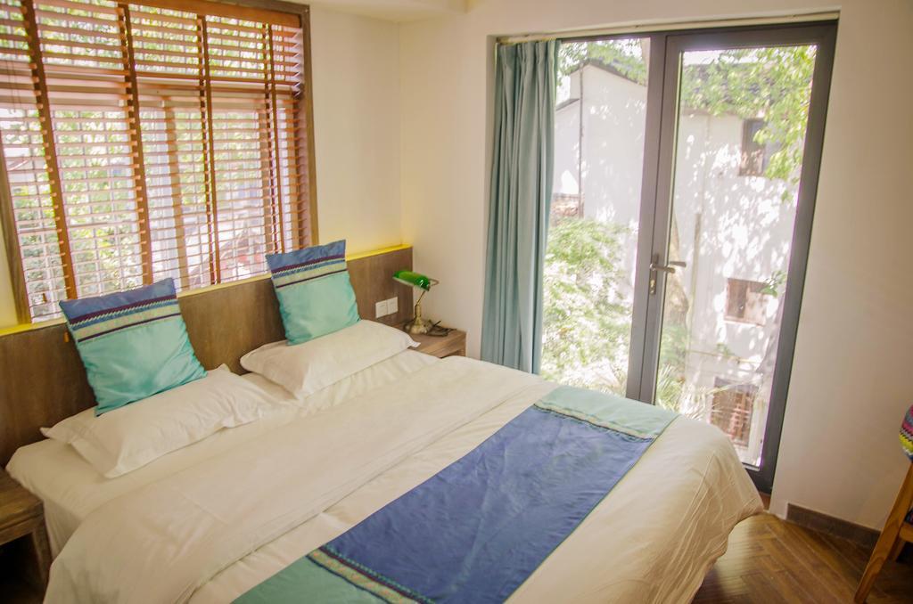 Two Towns Hostel Hangzhou Extérieur photo